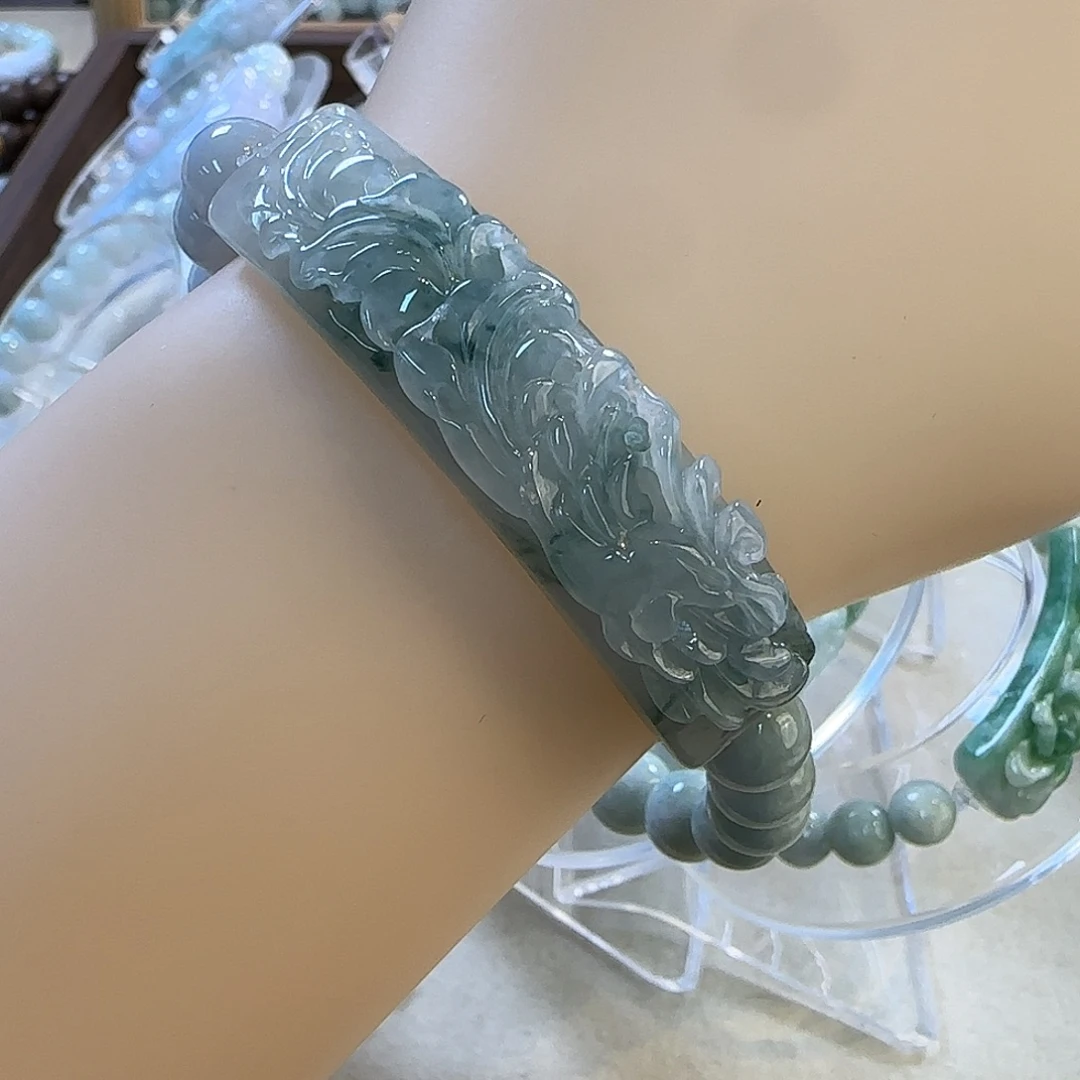 颈饰未镶嵌翡翠手牌