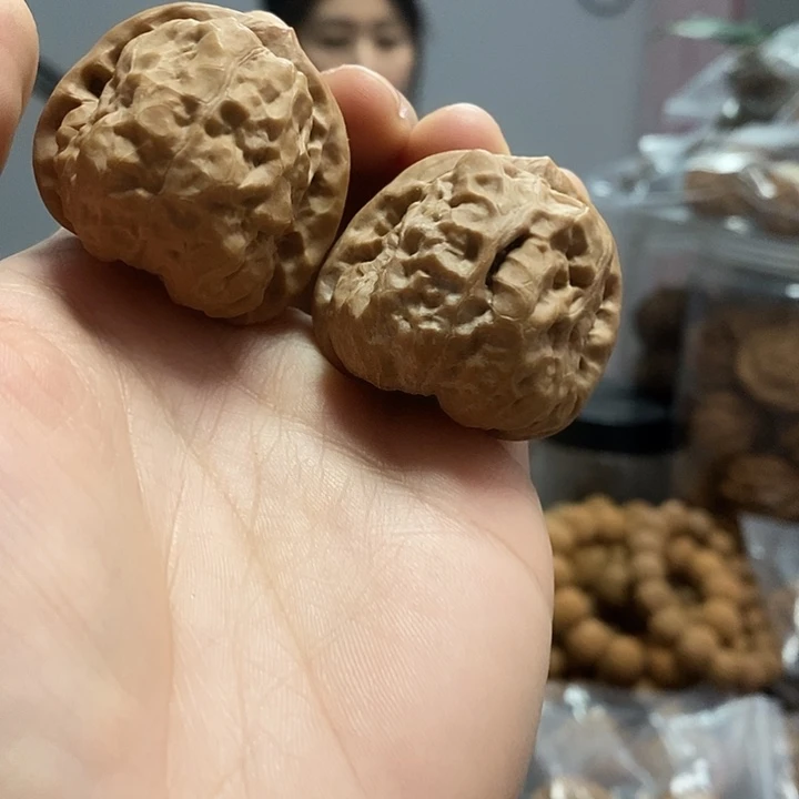 把件文玩核桃37蛤蟆头红皮