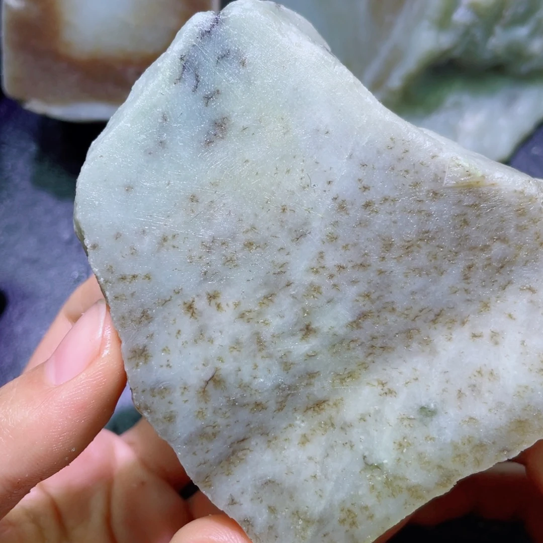 和田玉未镶嵌珠宝半成品