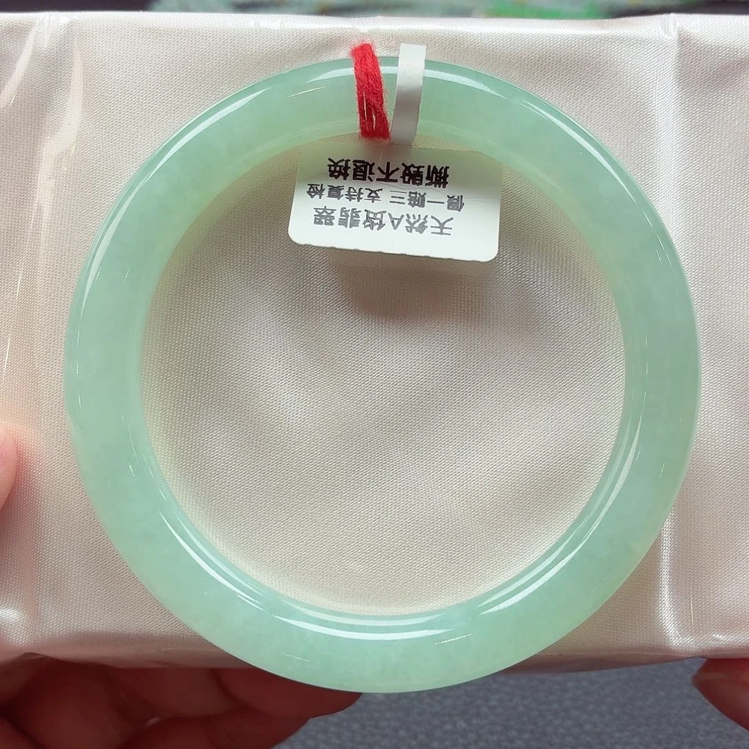 翡翠未镶嵌手镯天然缅甸A货翡翠