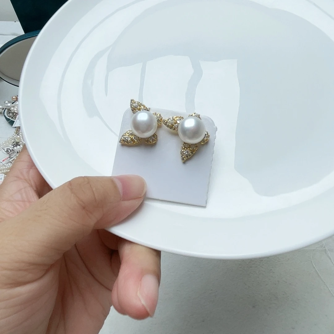 颈饰未镶嵌淡水珍珠