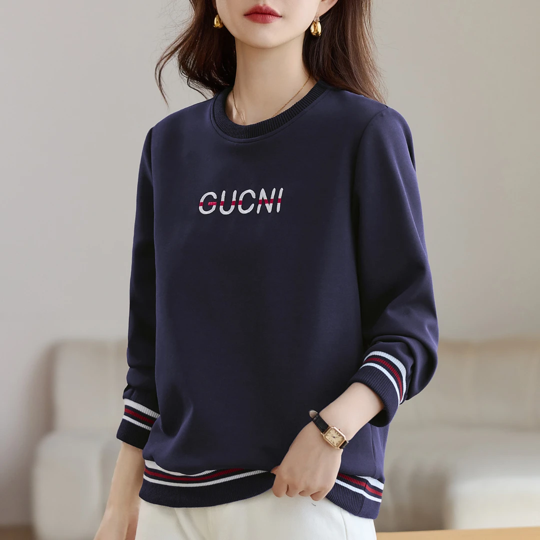 圆领正肩卫衣女春秋薄款2025年新款早秋爆款女装宽松套头上衣外套