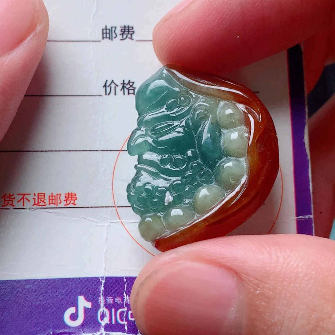翡翠未镶嵌颈饰达摩祖师