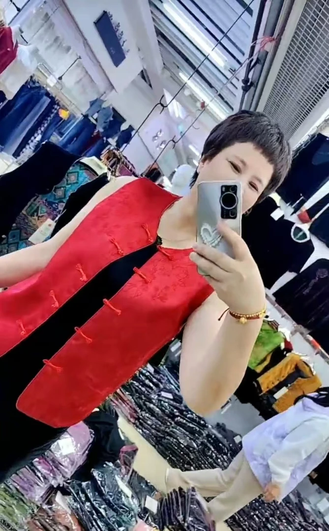 720紫涵2025秋冬新款女坎肩