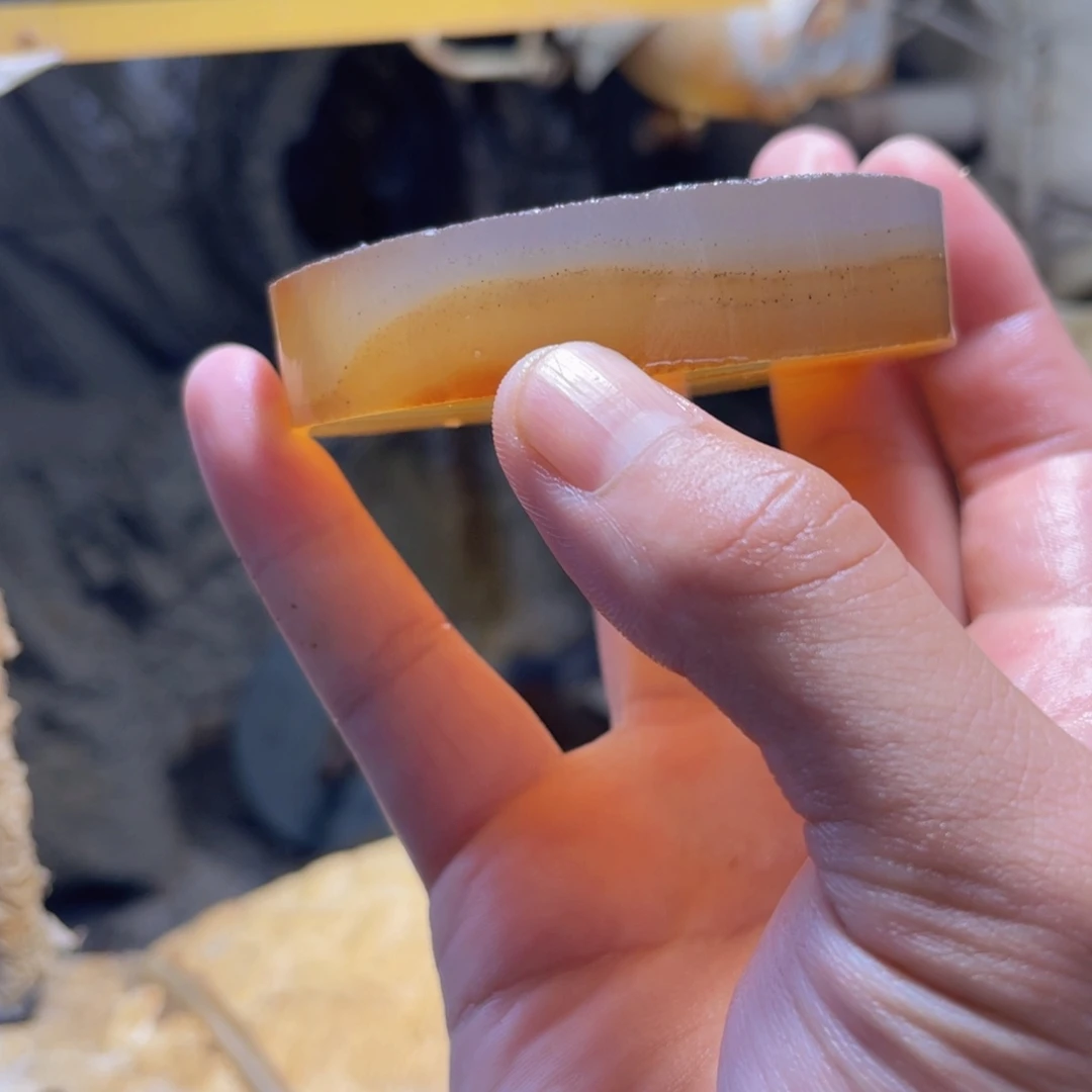 同***下定制玛瑙手镯工费