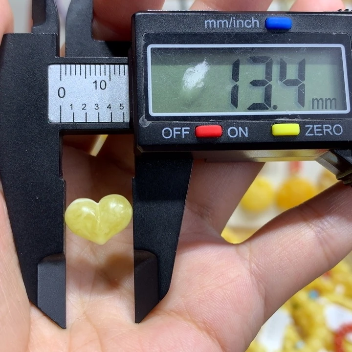 裸石蜜蜡未镶嵌配饰