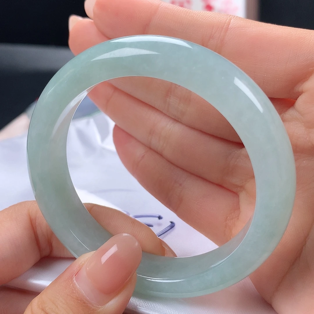 未镶嵌手镯翡翠130