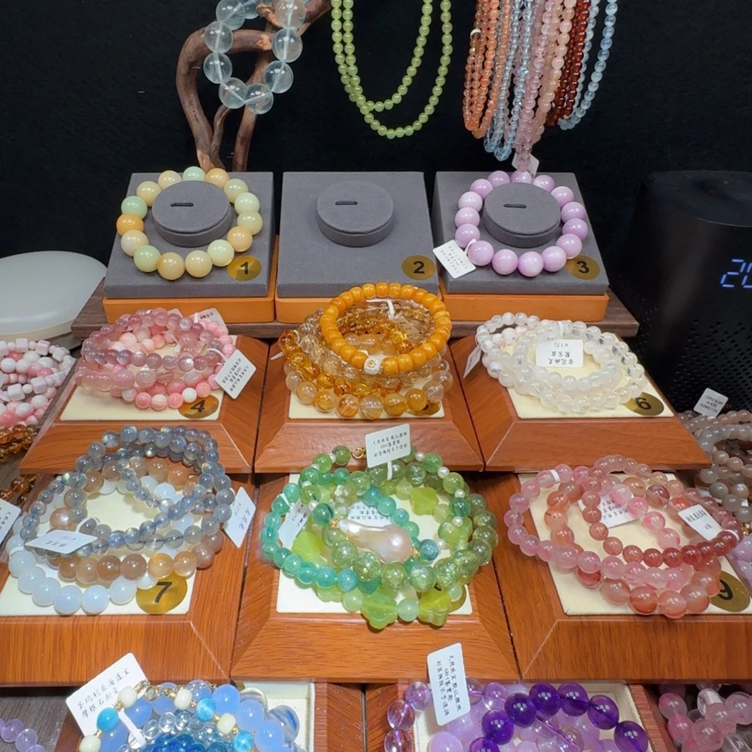 帅***兔水晶银S925镶嵌手链存