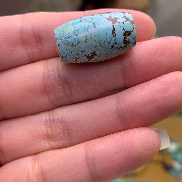 绿松石未镶嵌原矿