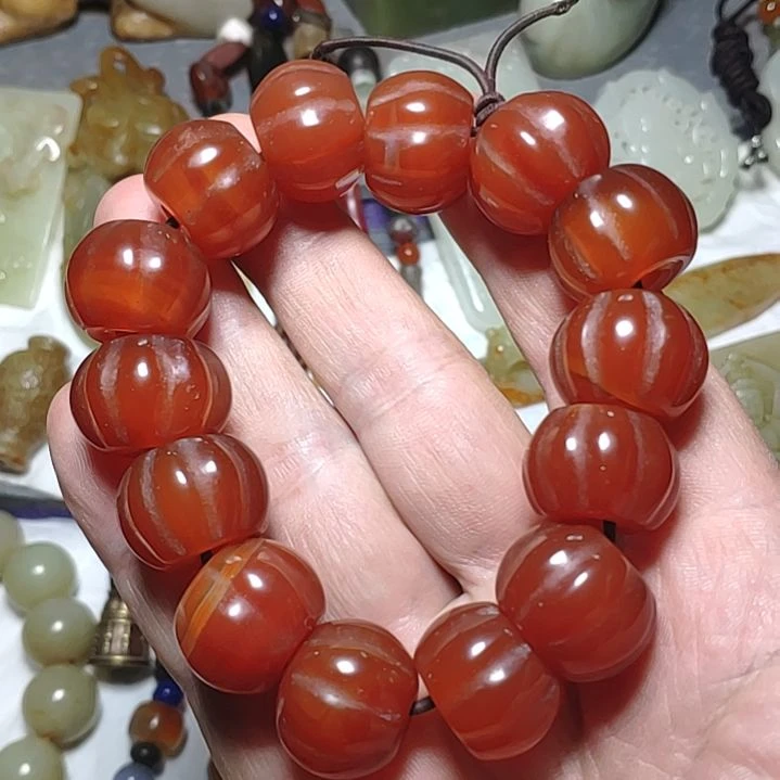 玛瑙/玉髓未镶嵌颈饰星**点