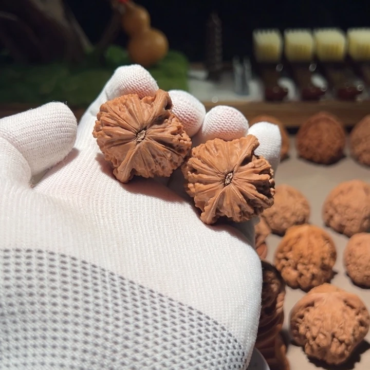 我***堡文玩核桃把件磨盘