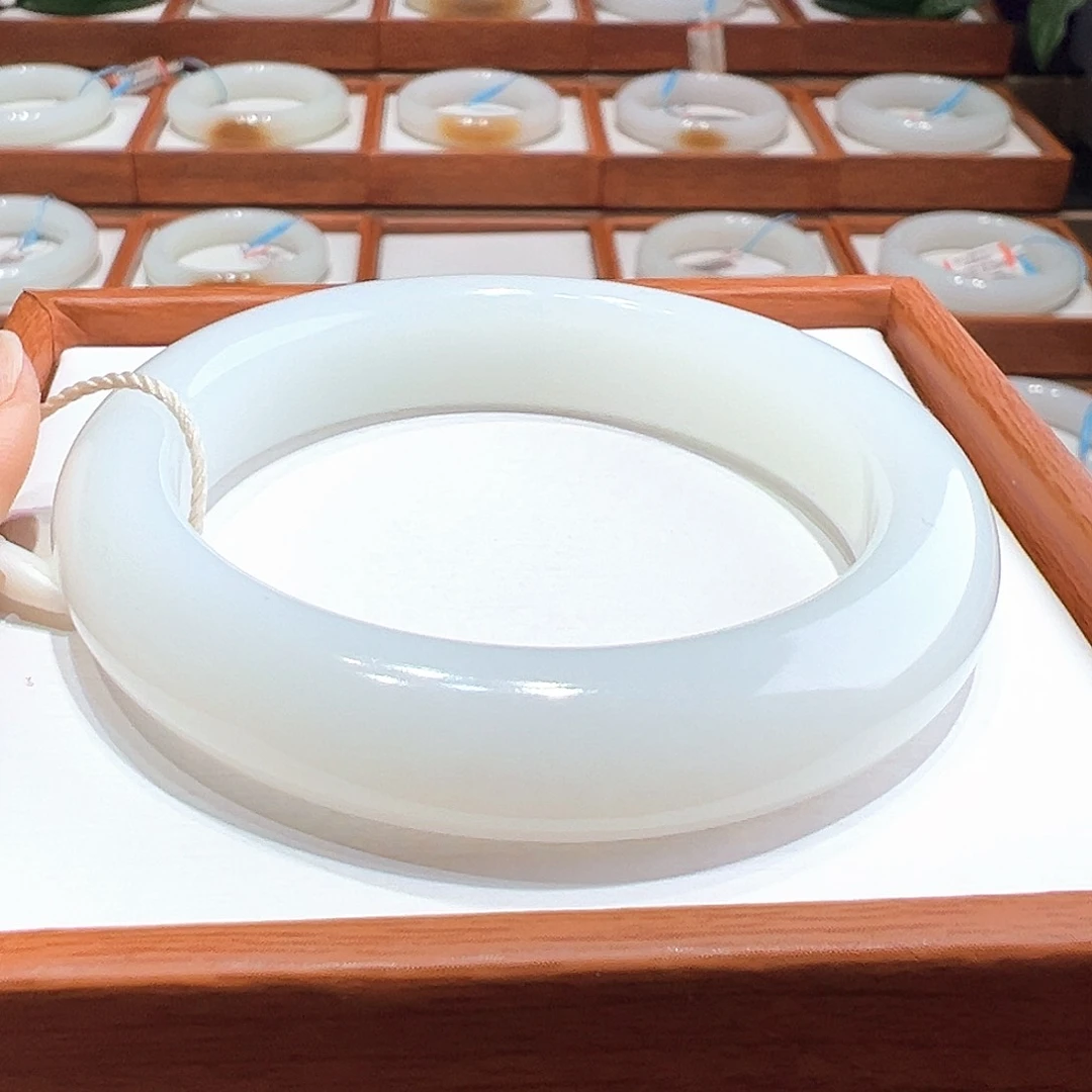 和田玉手镯5455未镶嵌