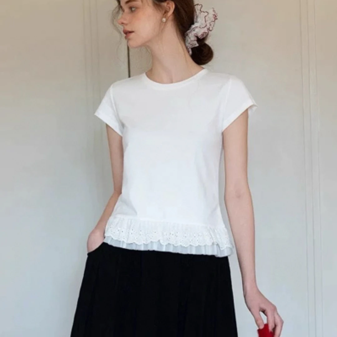 蕾丝花边拼接圆领韩版设计感上衣t恤简约2025夏季短袖休闲打底衫