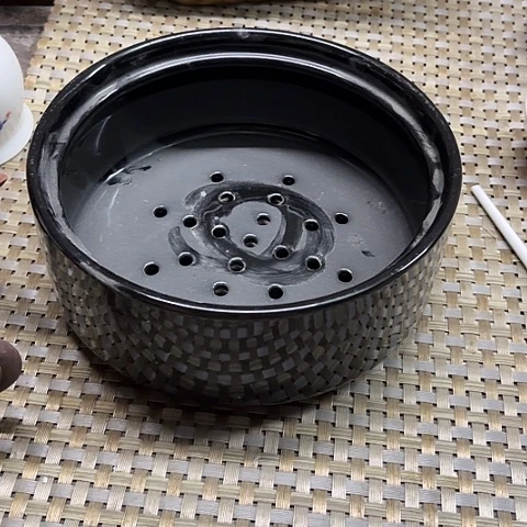 微瑕，不能明火，口径17高7，2高黑色