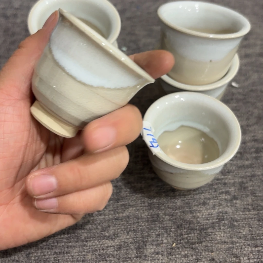 瓷片非常好看的花瓶