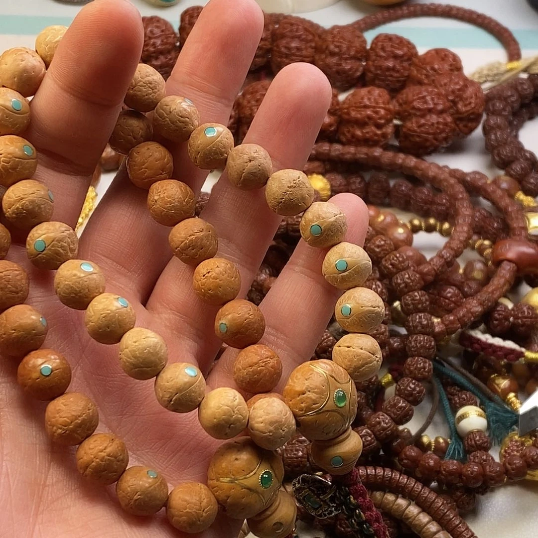 凤眼菩提吊坠。。。。。。。。。。。。