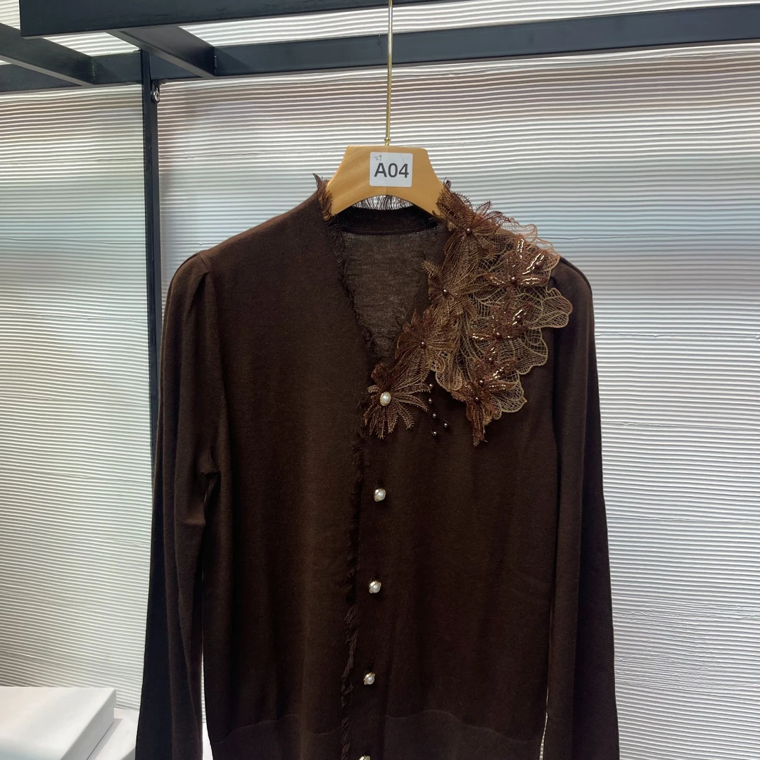 125#钉珠针织衫上衣女长袖