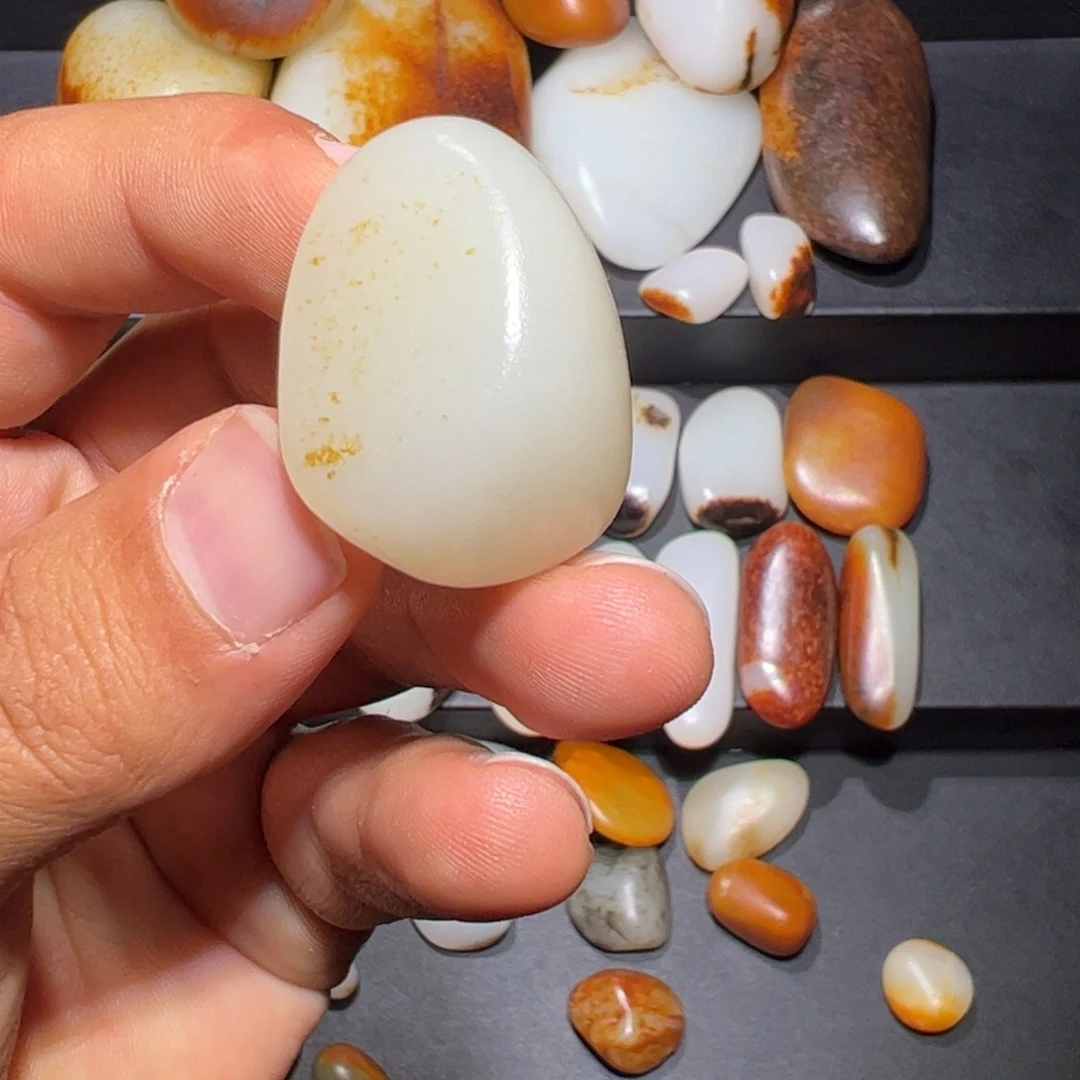 和田玉未镶嵌挂件18.8克