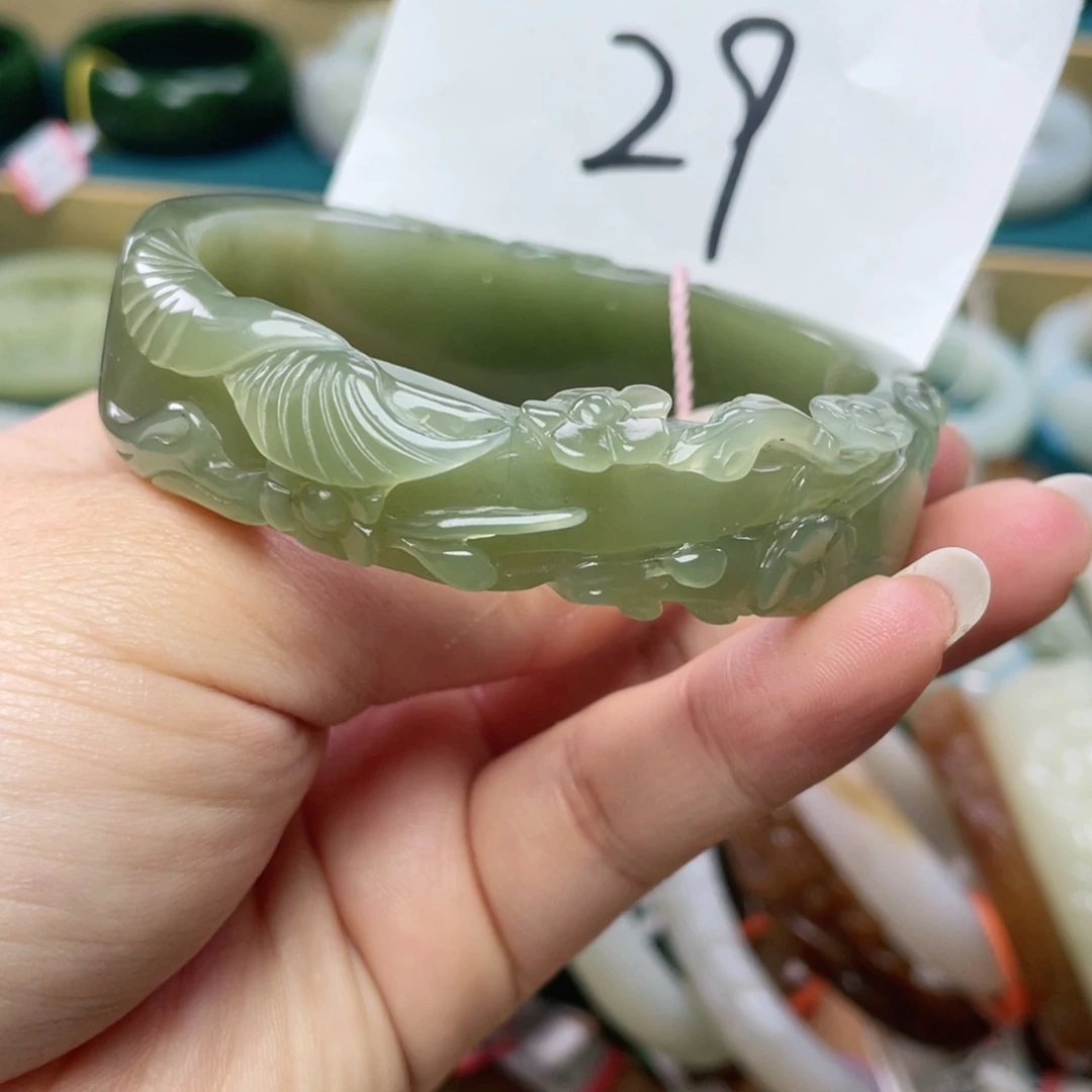 未镶嵌手镯（贵妃镯）和田玉圈口59