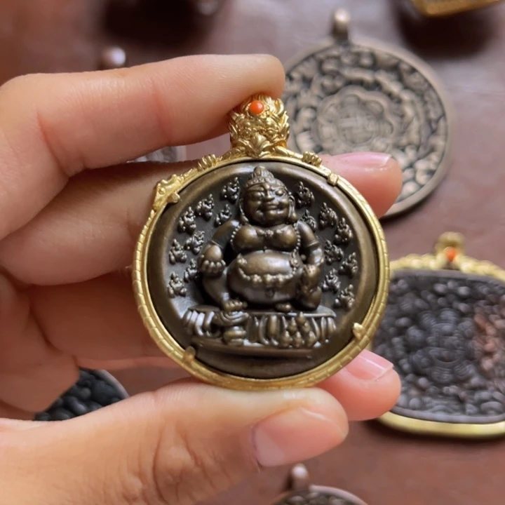 颈饰琉璃天*者喜欢的朋友