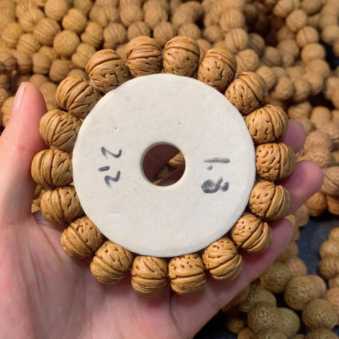 吊坠桃核好**习桃核纽扣