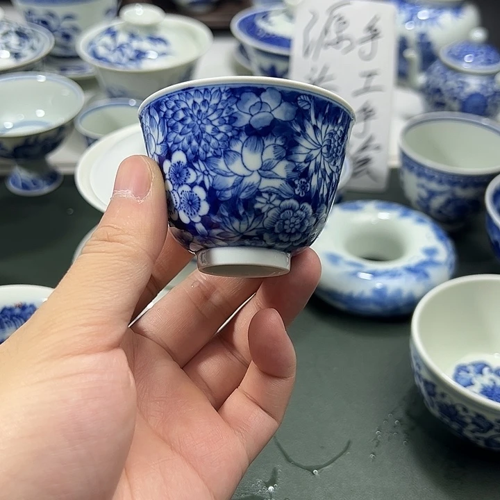 微瑕柴窑蓝底万花薄胎