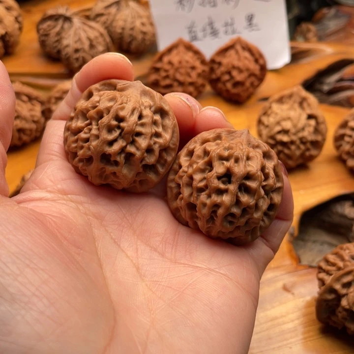 金***s核桃秦闷35文玩核桃