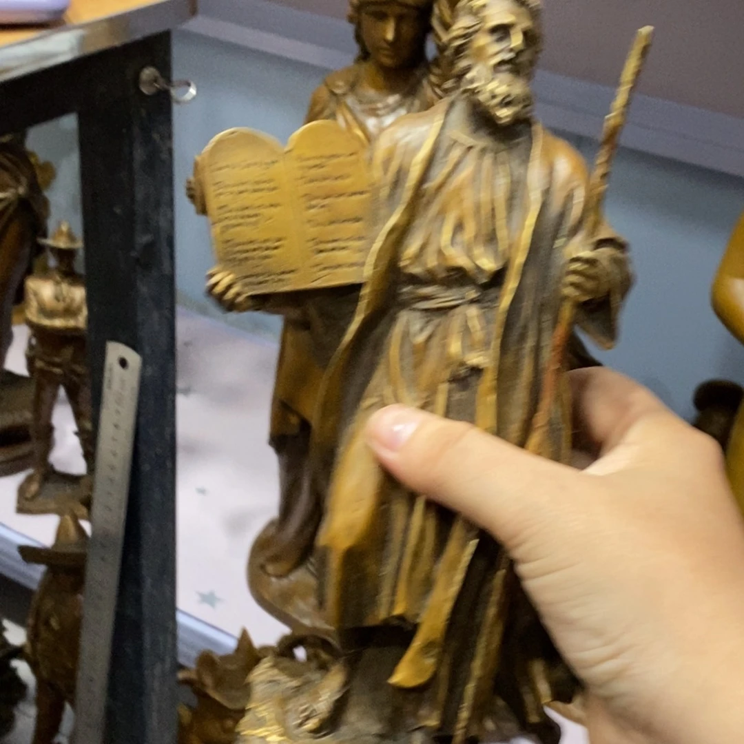 汤***)黄铜材质，耶稣系列摆件