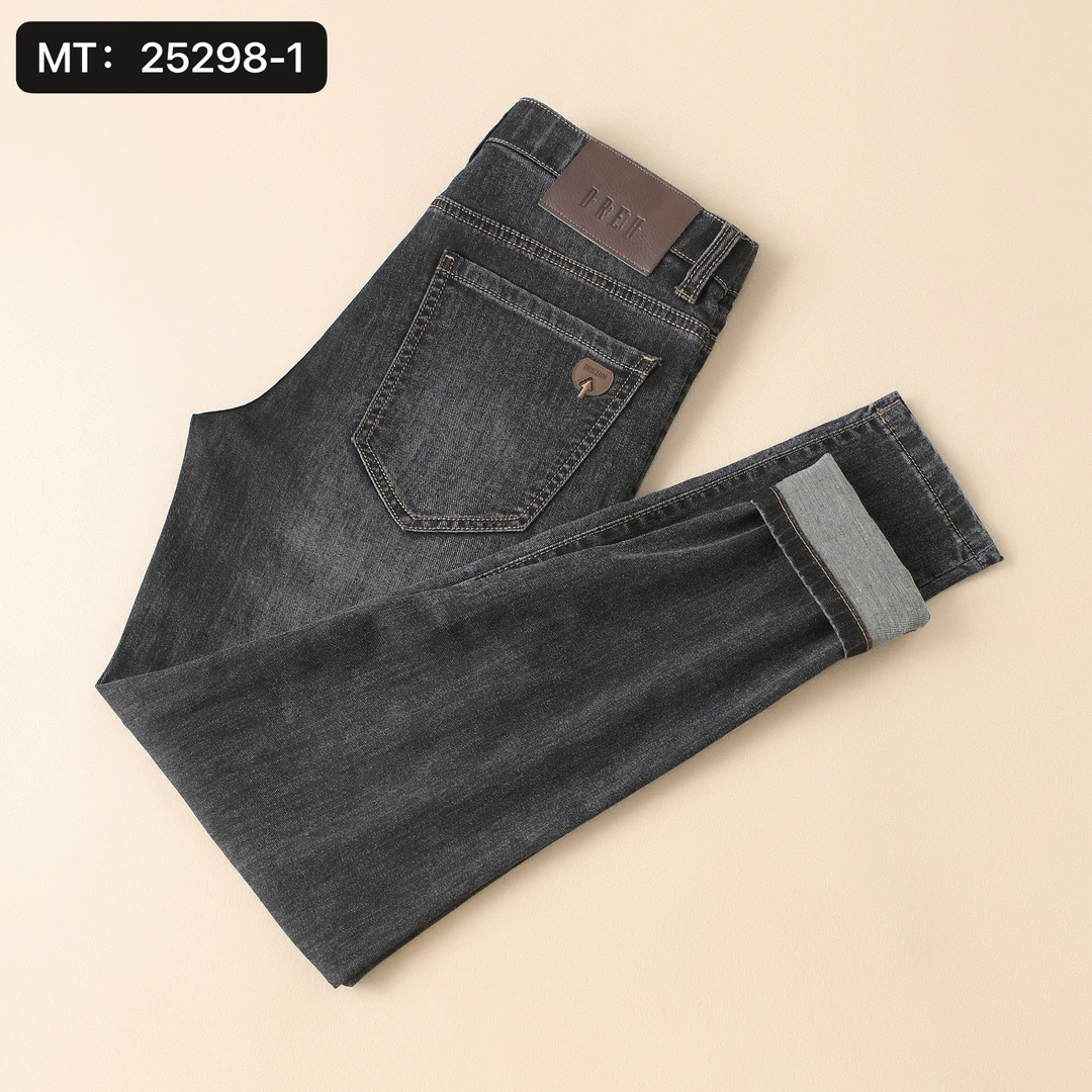 男士微垮九分牛仔裤，石磨水洗工艺
