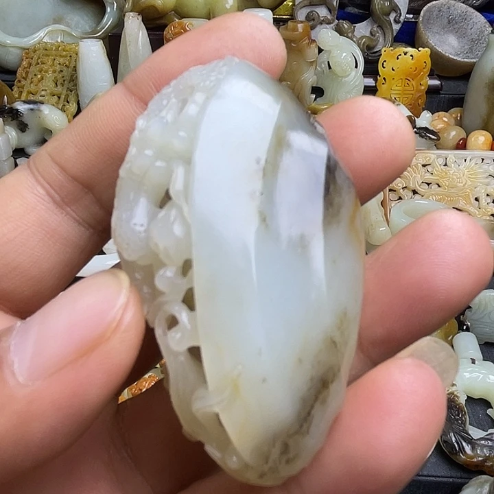 颈饰未镶嵌和田玉