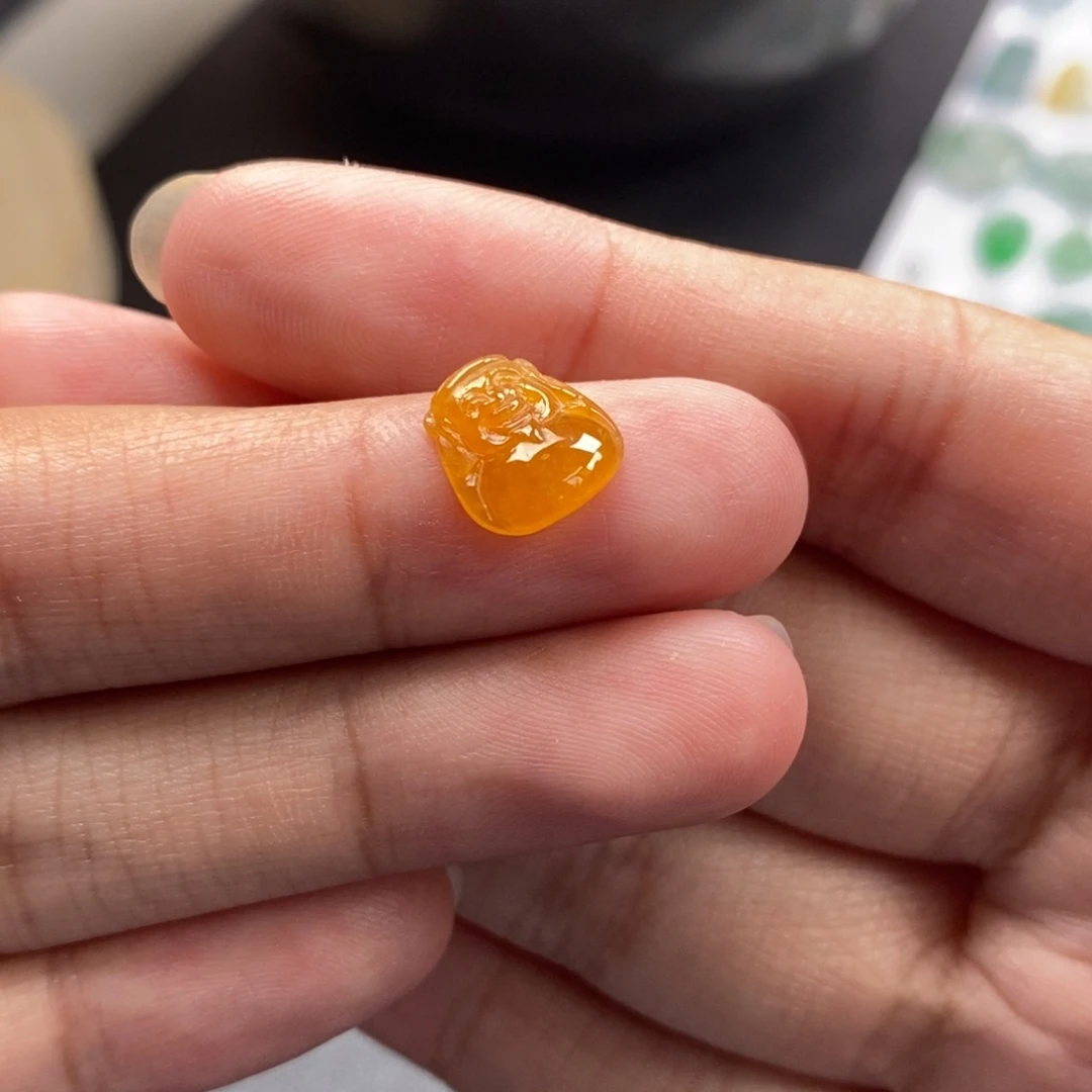 翡翠裸石橘黄翡小财神