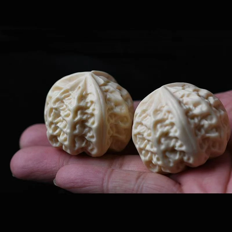 三棱核tao一对创意礼品（YNQT）手工干净雕刻产品