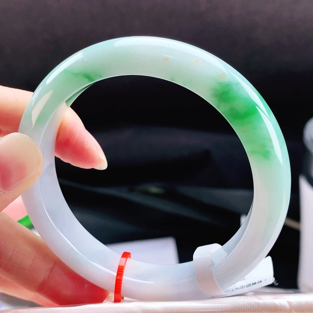 未镶嵌手镯翡翠57+冰绿花