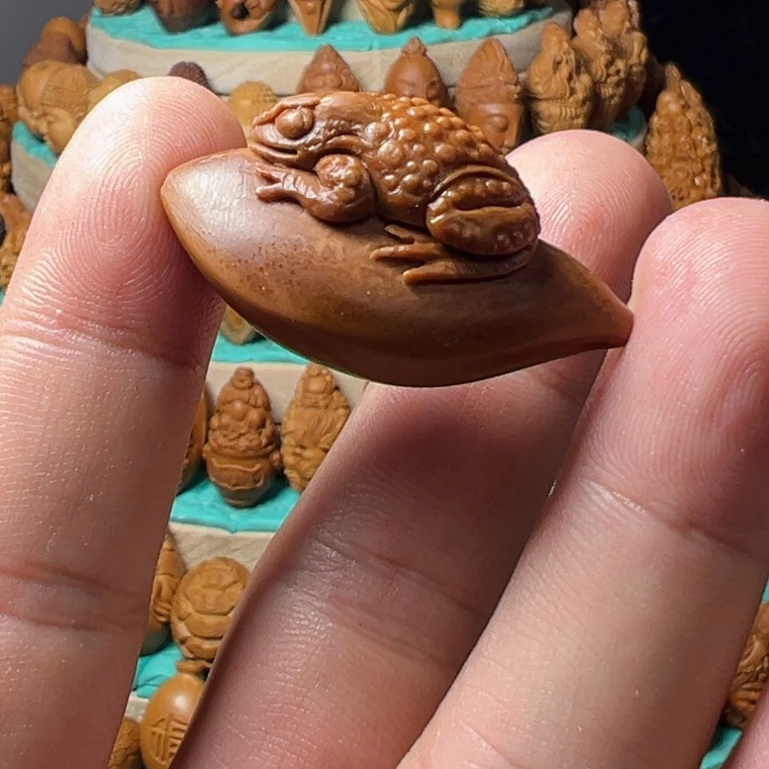 橄榄核手串/手链草*金蟾邮费顺丰到付