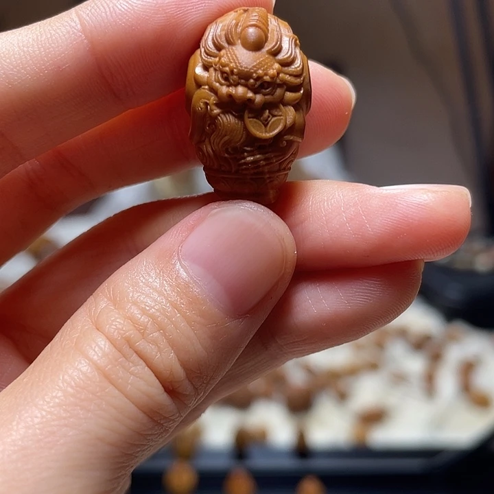 橄榄核手串/手链貔貅 三通