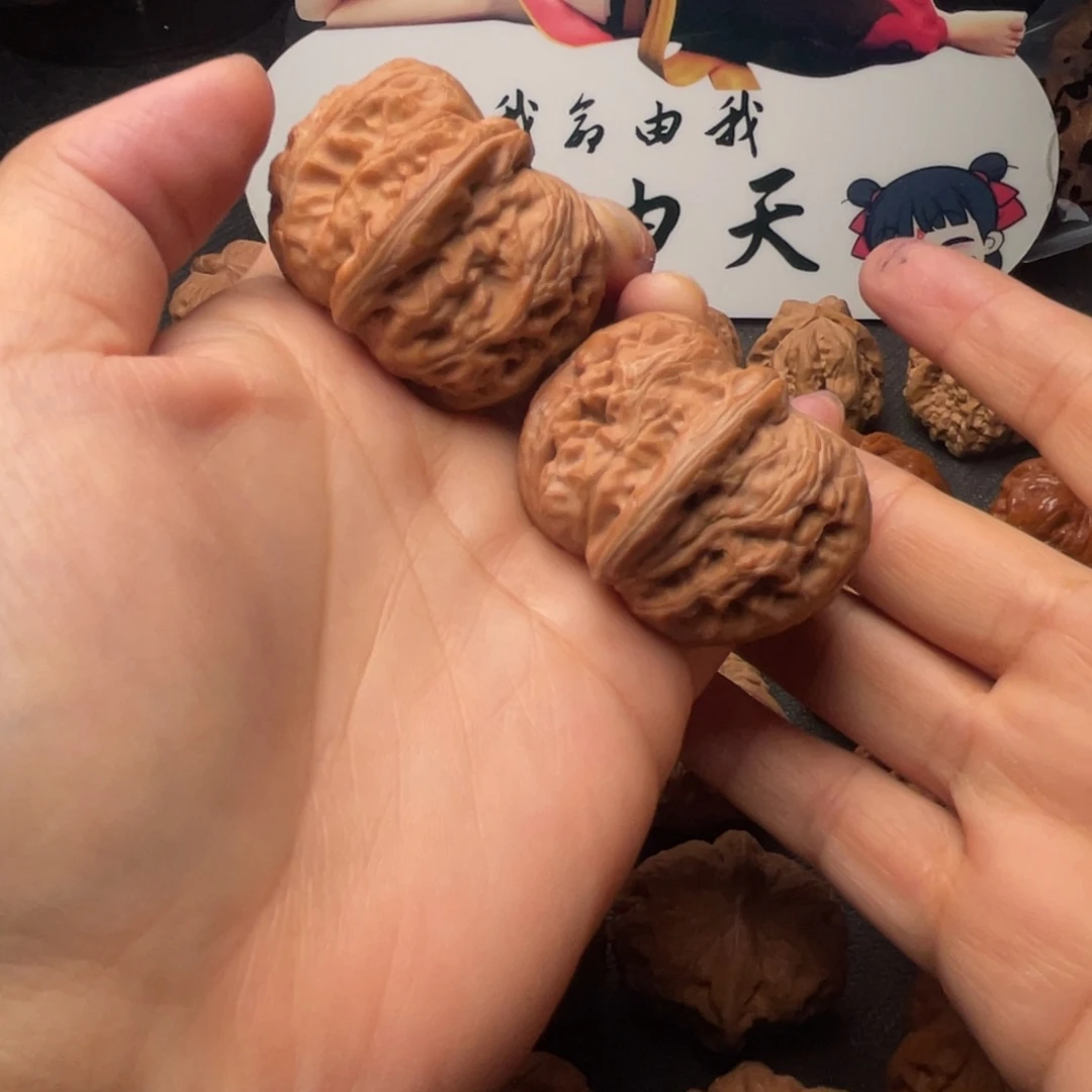 吕***可把件文玩核桃W 32 43 元宝