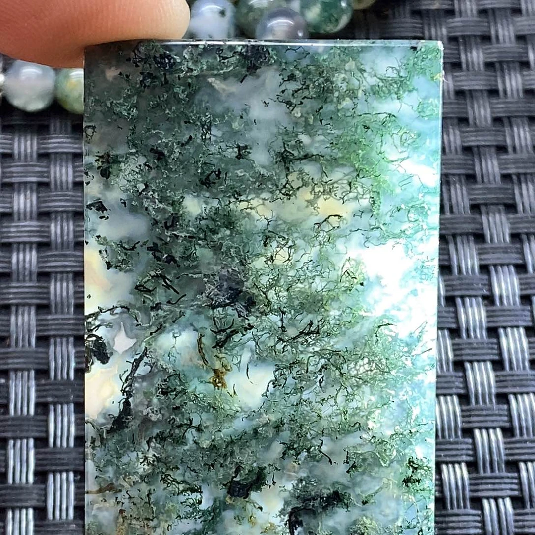 未镶嵌颈饰玛瑙/玉髓十*
