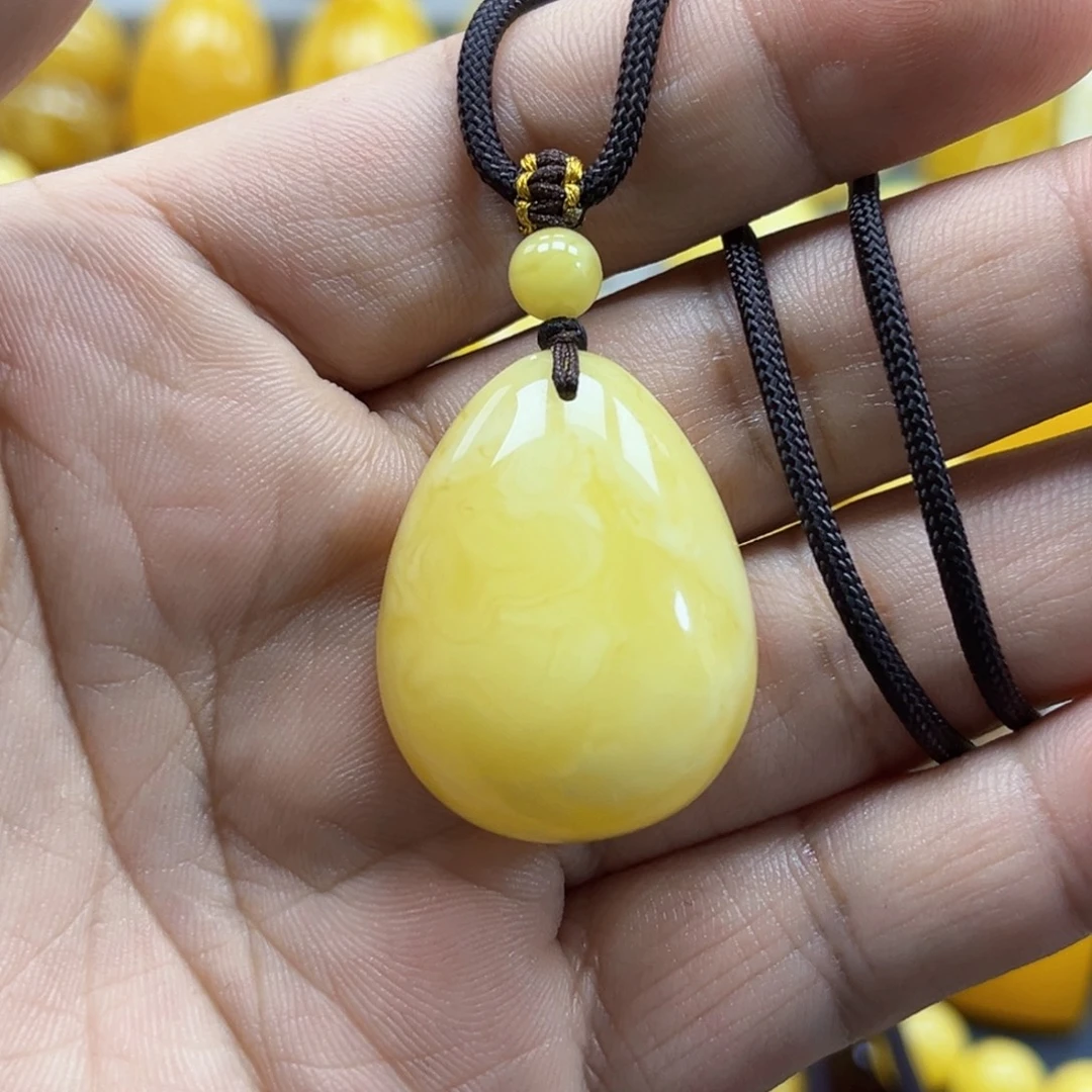 蜜蜡未镶嵌珠宝奇石