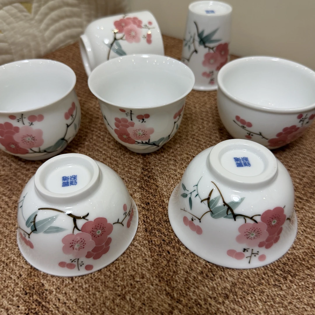 手绘翠竹品茗杯一个（备注器型）