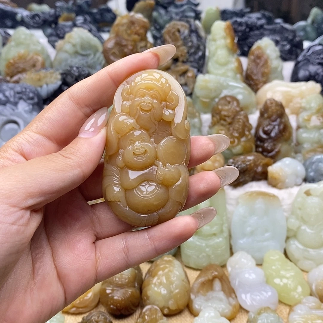 颈饰未镶嵌和田玉