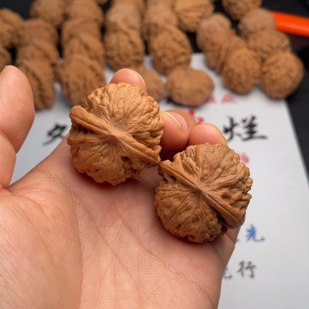 文玩核桃吊坠?****⭐079。34凤凰台