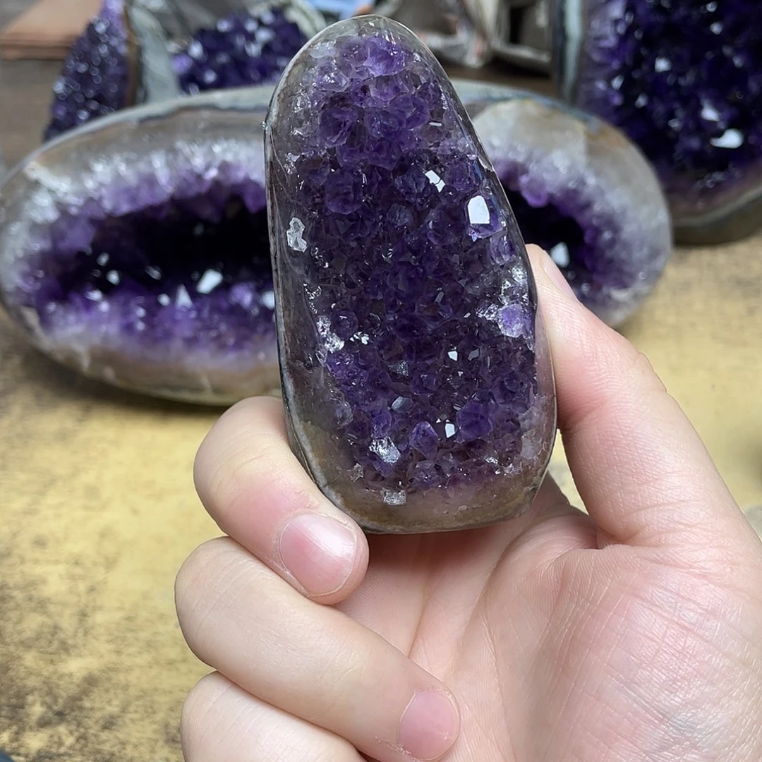 未镶嵌大型摆件（非配饰）紫晶