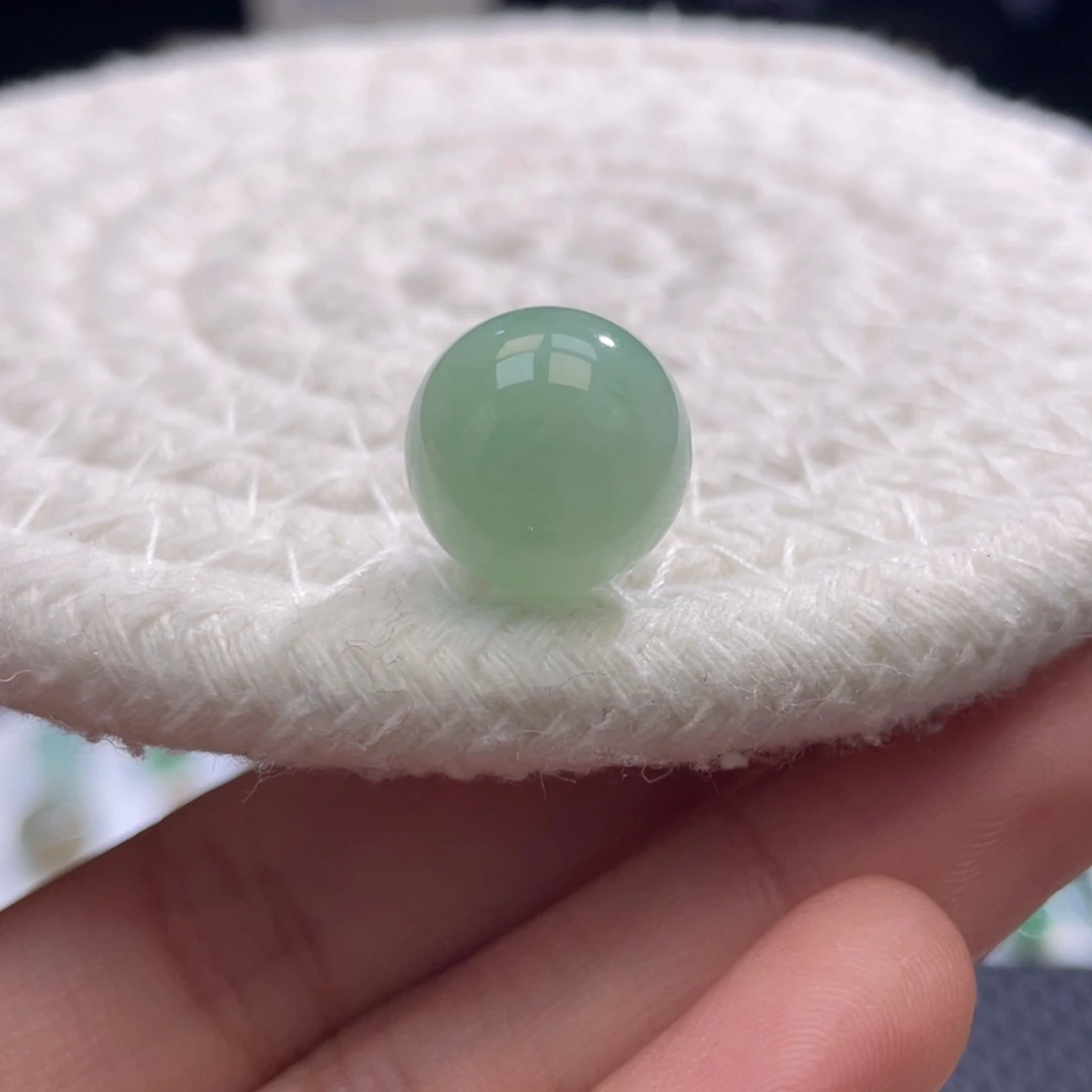 未镶嵌定制翡翠特色甜绿圆珠卡13.4mm