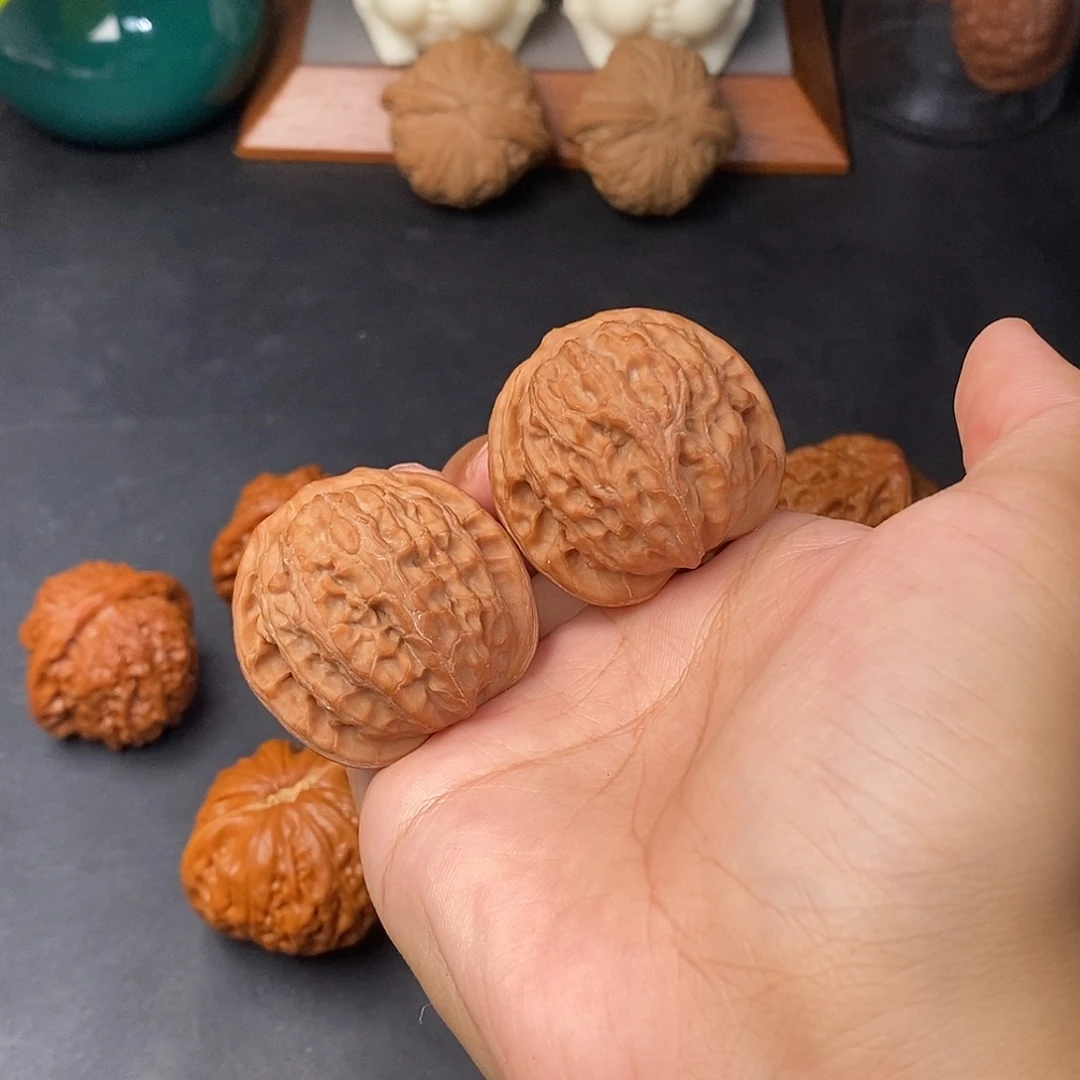 文玩核桃把件龙胆全品37