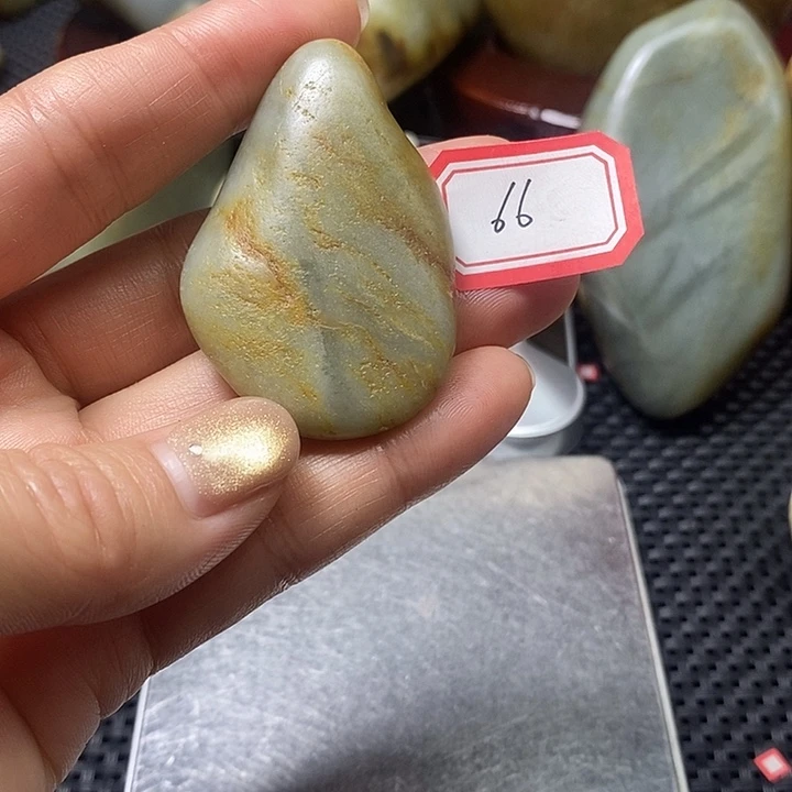 和田玉未镶嵌珠宝奇石66