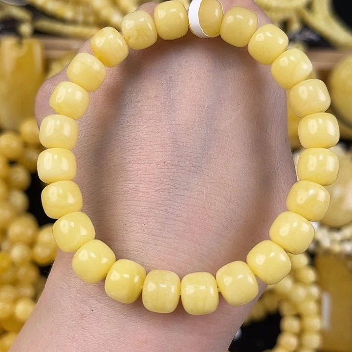 琥珀颈饰未镶嵌琥珀