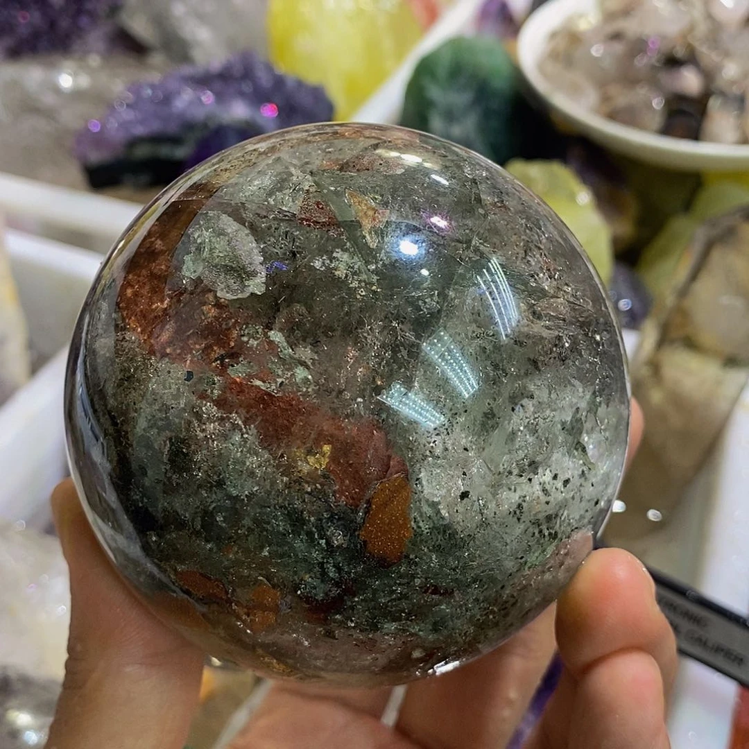 杨****水晶珠宝半成品未镶嵌