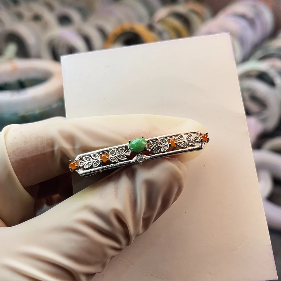 翡翠未镶嵌戒指发夹