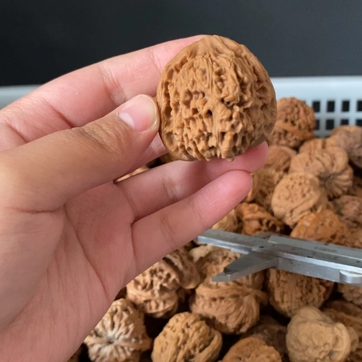 问***林吊坠文玩核桃文玩核桃