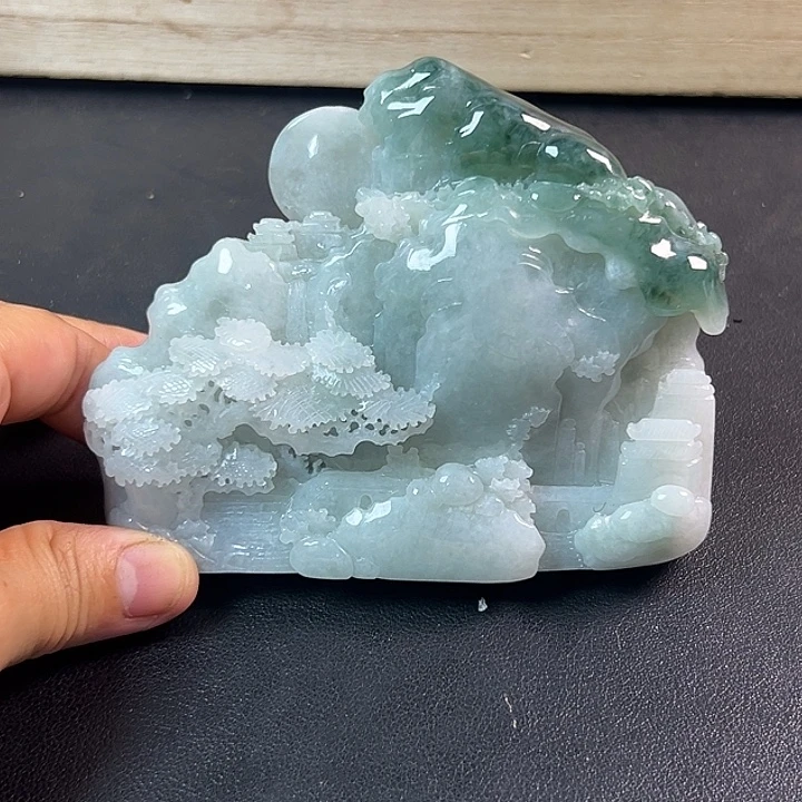 翡翠未镶嵌摆件翡翠
